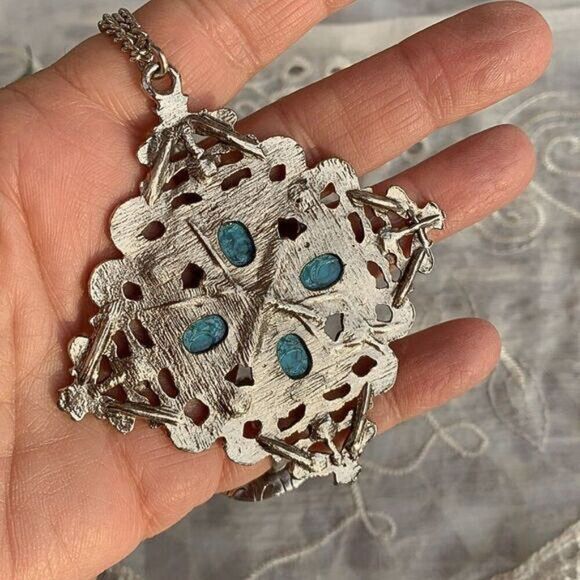 Fabulous Vintage 70’s Faux Turquoise Victorian Revival Pendant - Picture 4 of 8